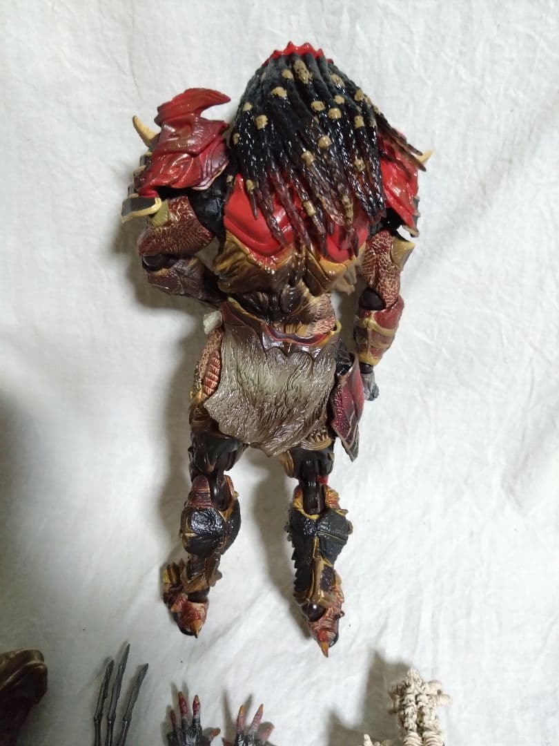 ヴァリアント プレイアーツ改 PREDATOR プレデター　スカルトロフィー
