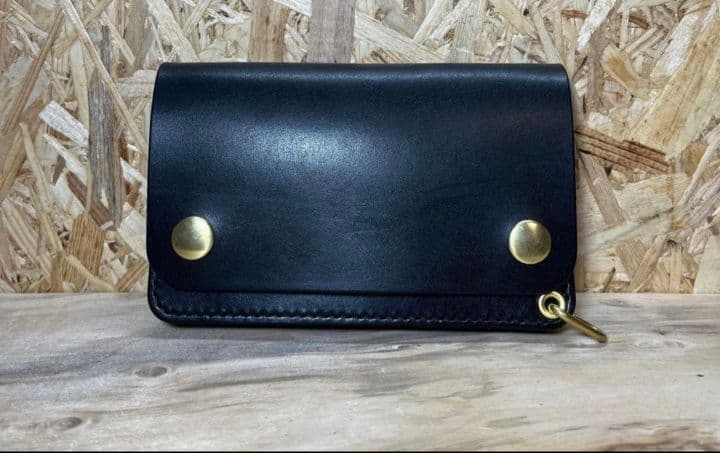 ミドル トラッカーウォレット 姫路レザー オイルレザー 真鍮
