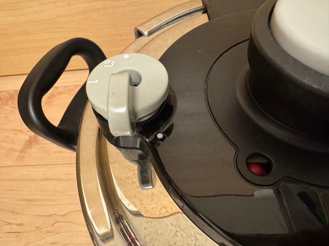 T-fal　クリプソ　6L　圧力鍋
