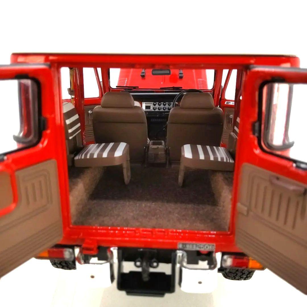 京商 1/18 トヨタ ランドクルーザー 40 バン (BJ42V)