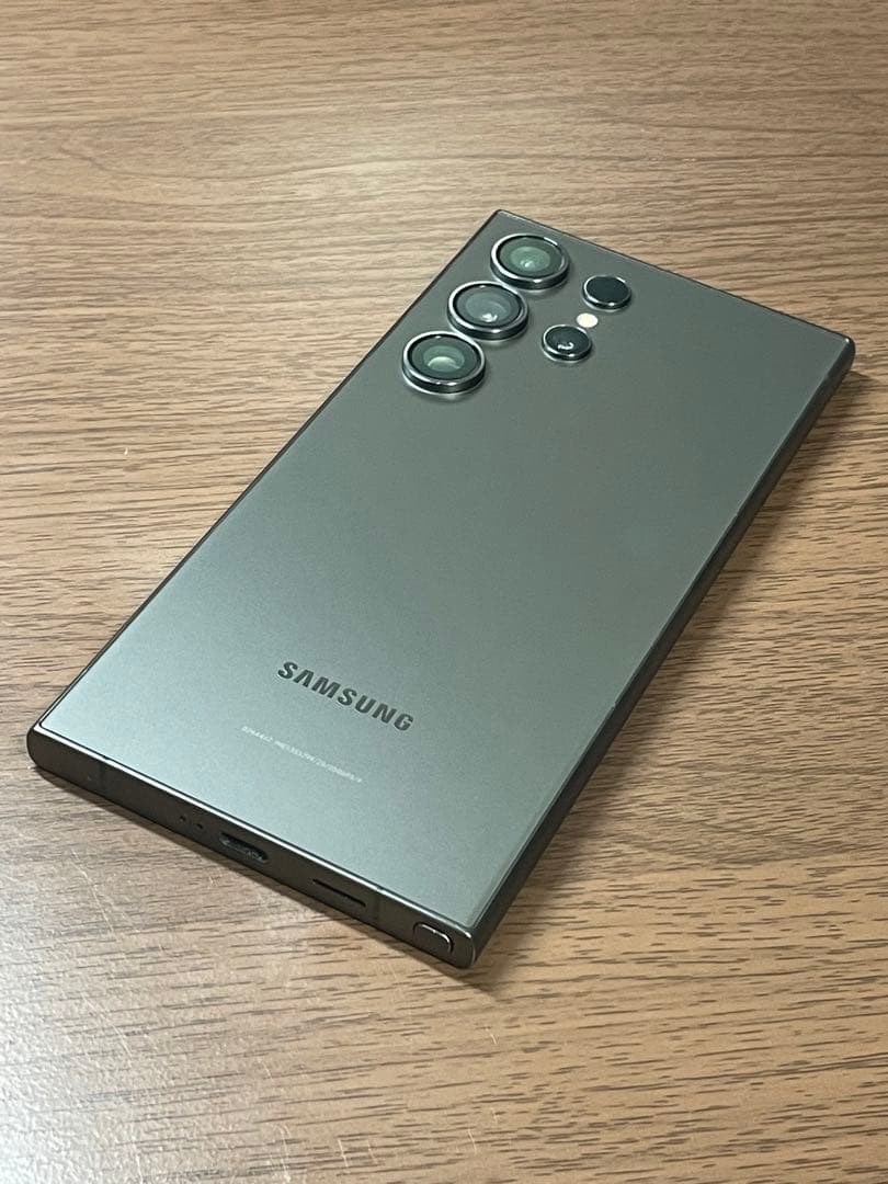 Galaxy S24 Ultra 512GB SIMフリー（おまけ付き）