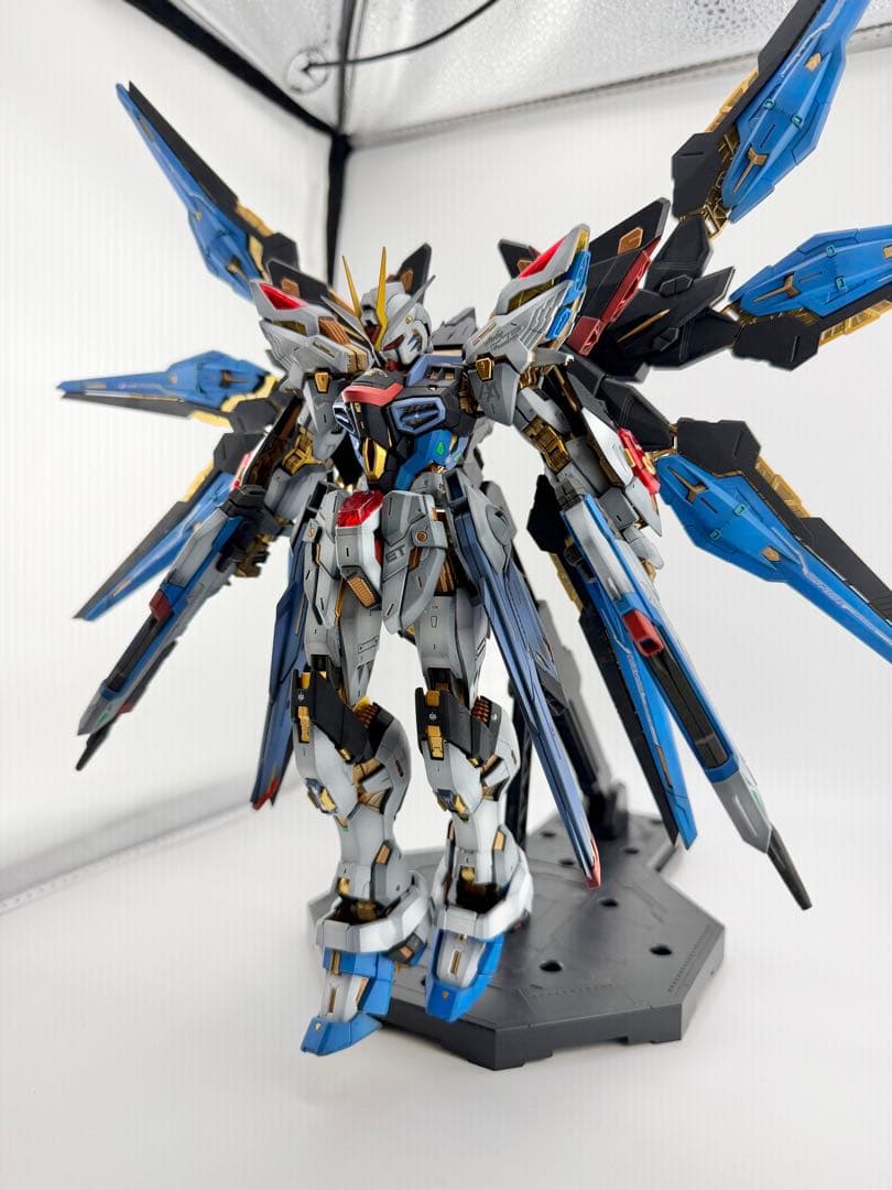 MGEXストライクフリーダムガンダム　ガンプラ