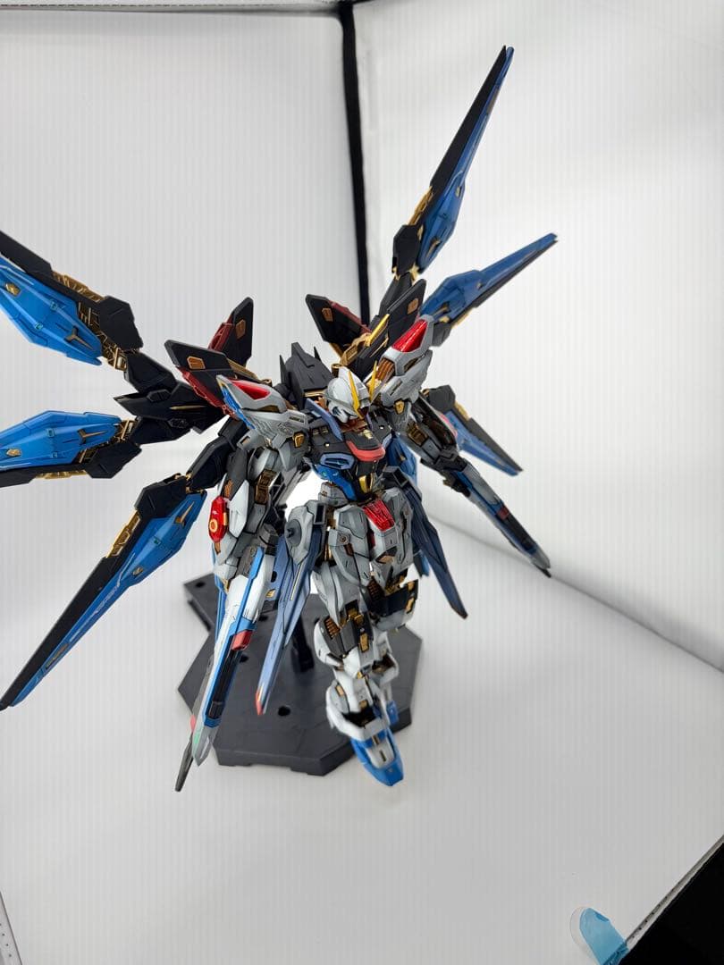 MGEXストライクフリーダムガンダム　ガンプラ