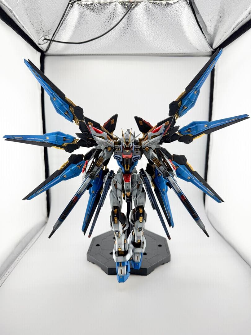 MGEXストライクフリーダムガンダム　ガンプラ