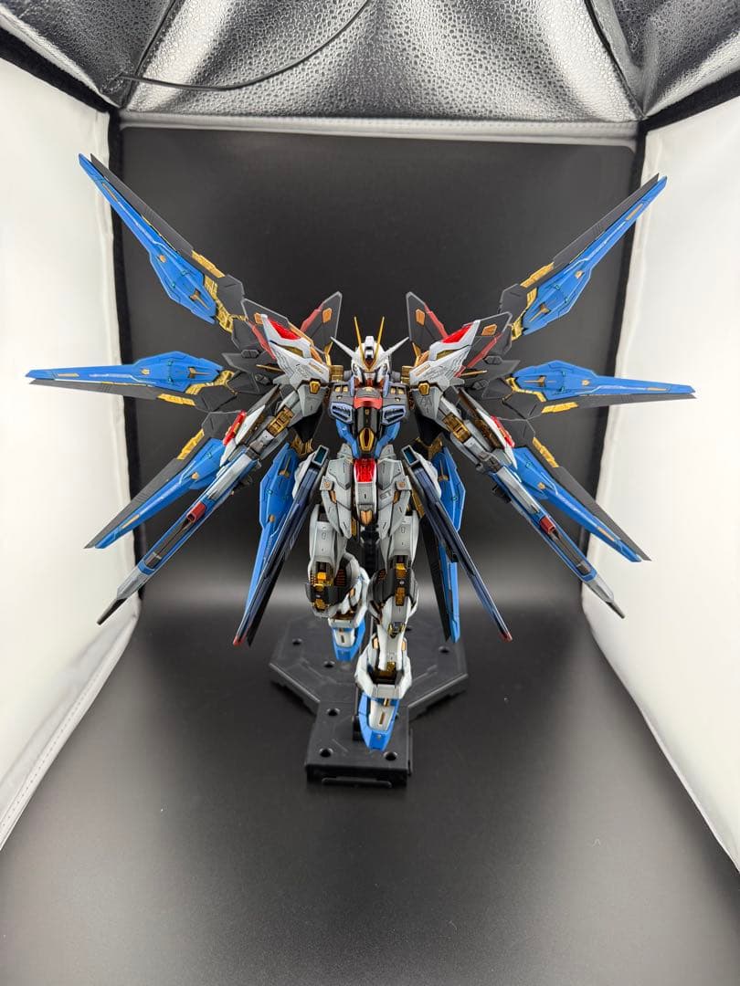 MGEXストライクフリーダムガンダム　ガンプラ