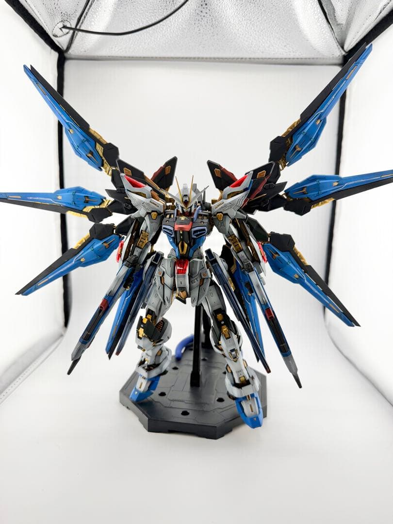 MGEXストライクフリーダムガンダム　ガンプラ