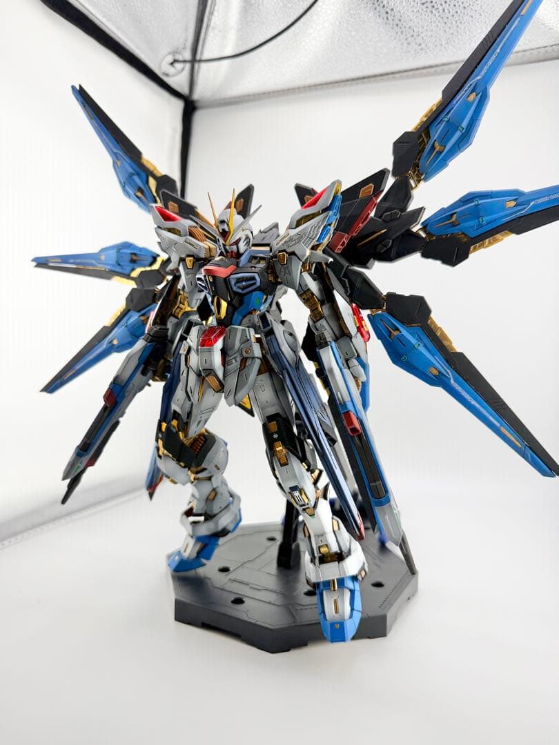 MGEXストライクフリーダムガンダム　ガンプラ