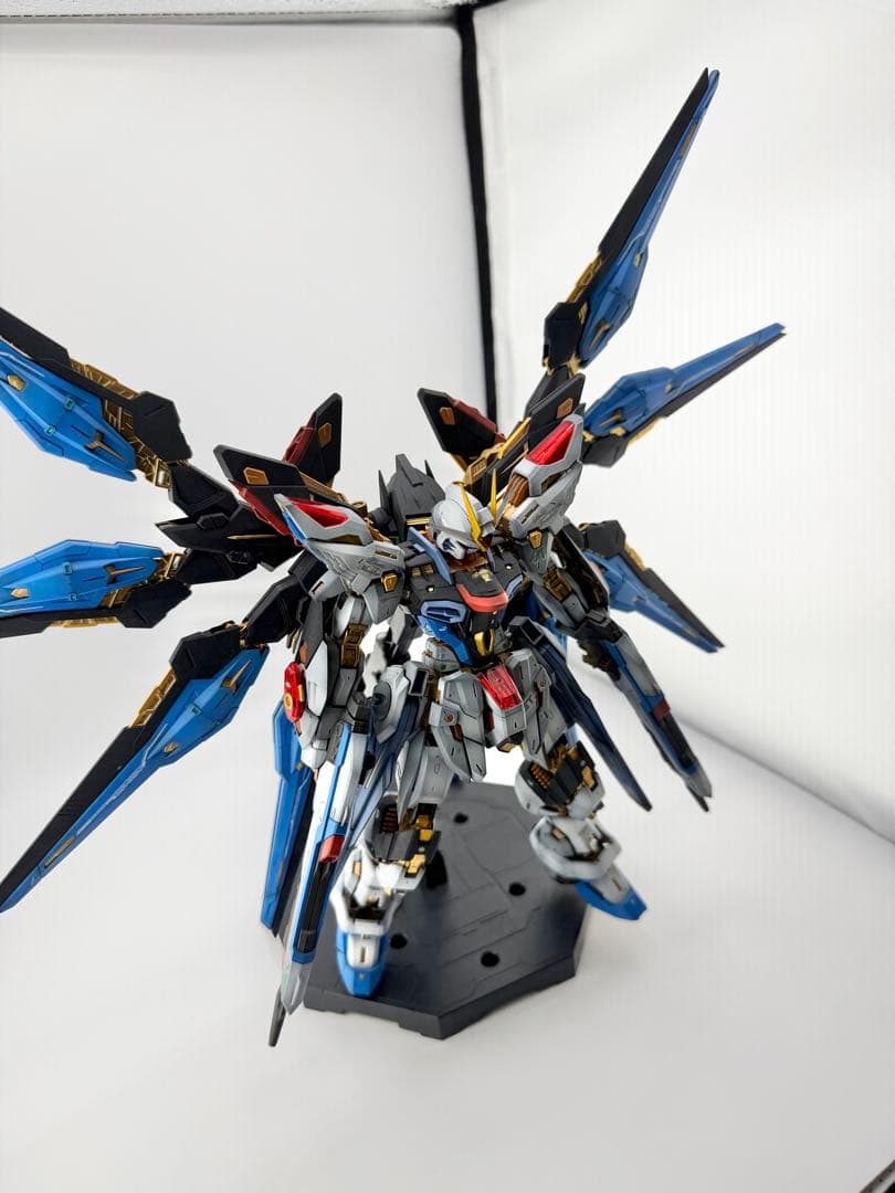 MGEXストライクフリーダムガンダム　ガンプラ