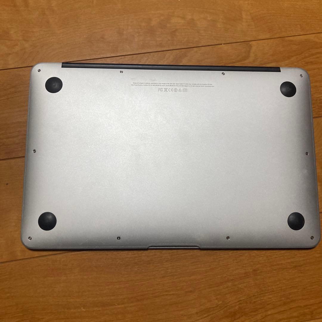 MacBook本体 MacBook Air (11-inch, Mid 2013) A1465