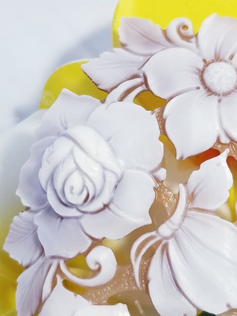 KS-162 サイン有り‼️大判天然シェルカメオルース