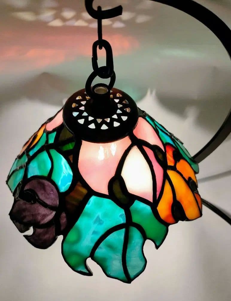 新品ステンドグラス リーフランプ