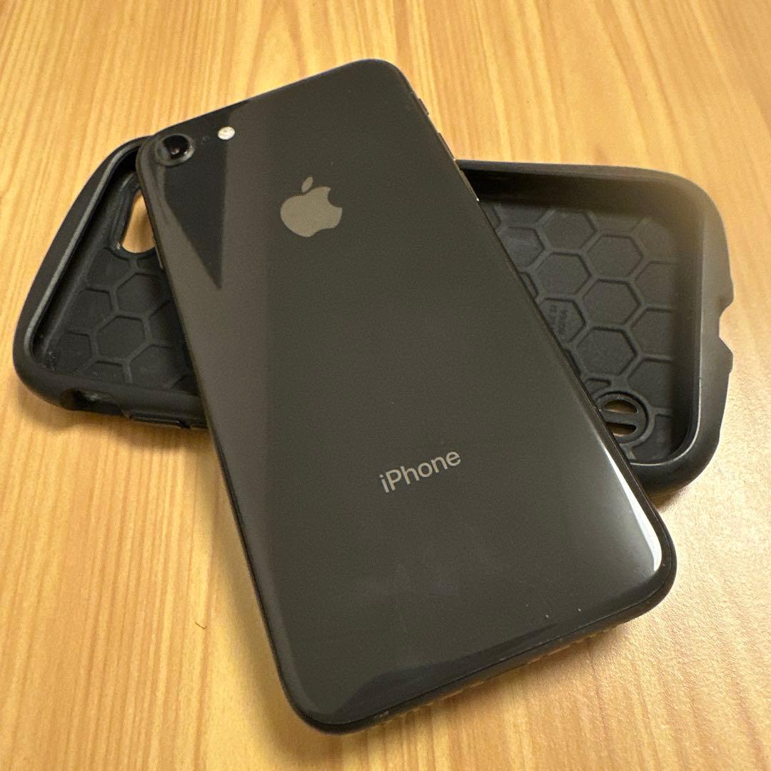 Apple iPhone 8 256GB ブラック SIMフリー　iFace付き