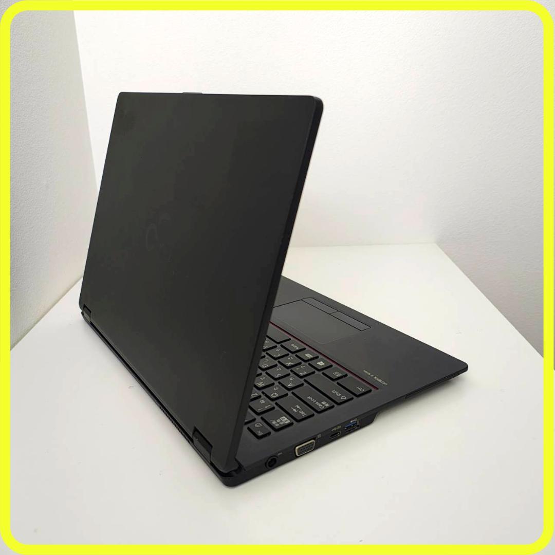 Windows11 ノートパソコン⭐️SSD256GB　office　823