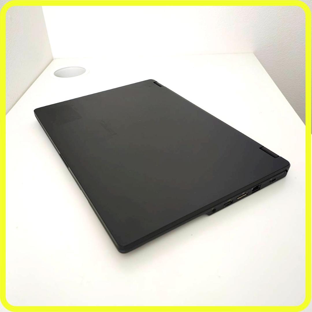 Windows11 ノートパソコン⭐️SSD256GB　office　823