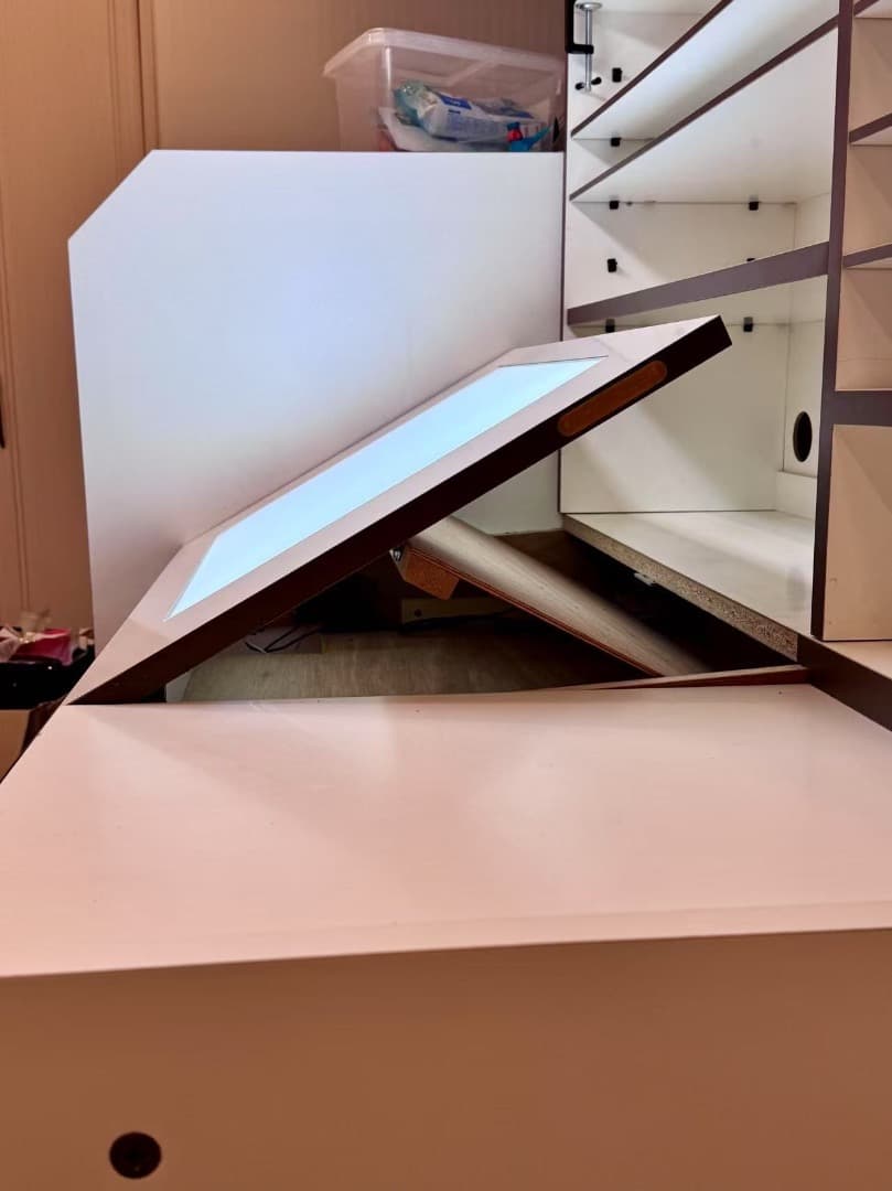 【しおたま】作画机