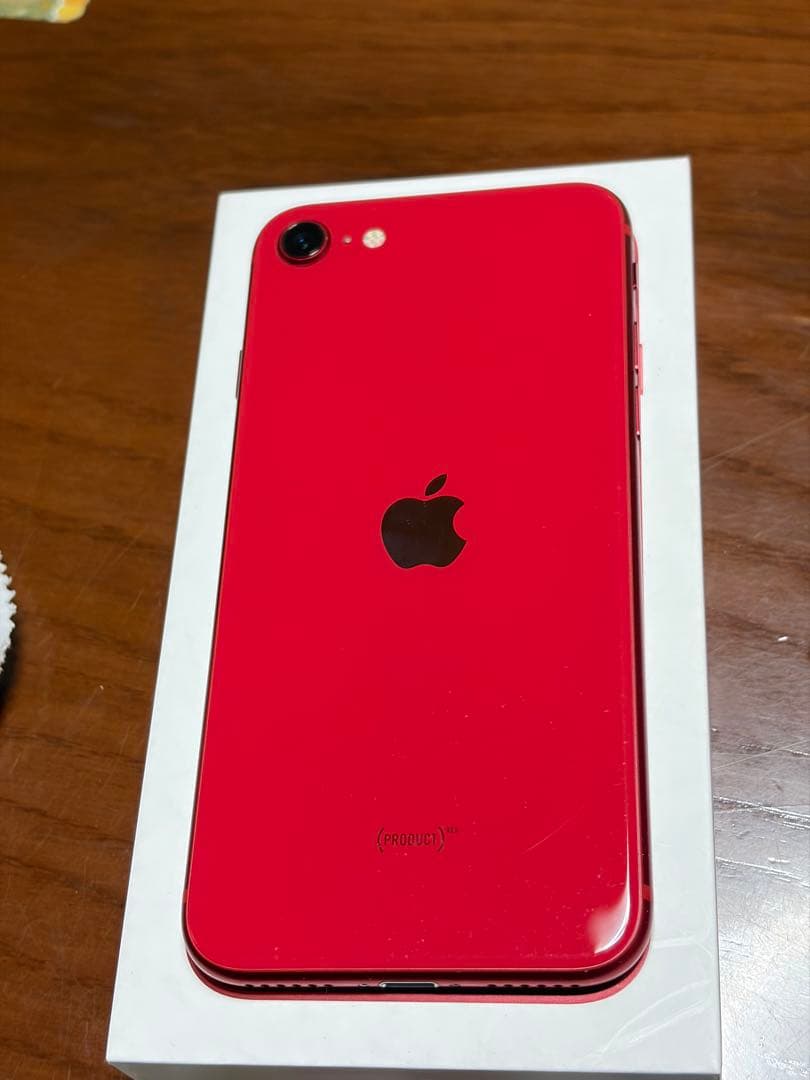 スマートフォン本体 iPhone se2 red