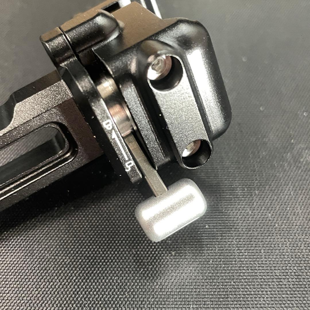 【新品】SmallRig Snap-on NATO サイドハンドル 4017