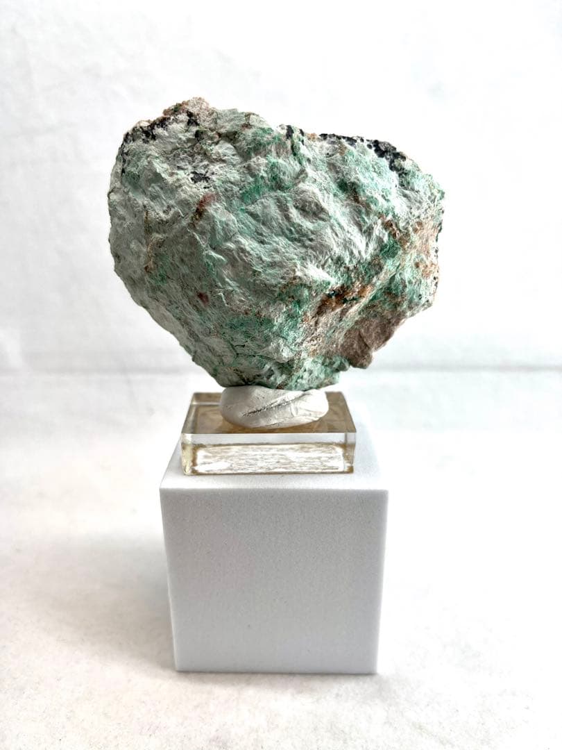 【鉱物商店】丸のマラカイト（孔雀石）  原石　天然石