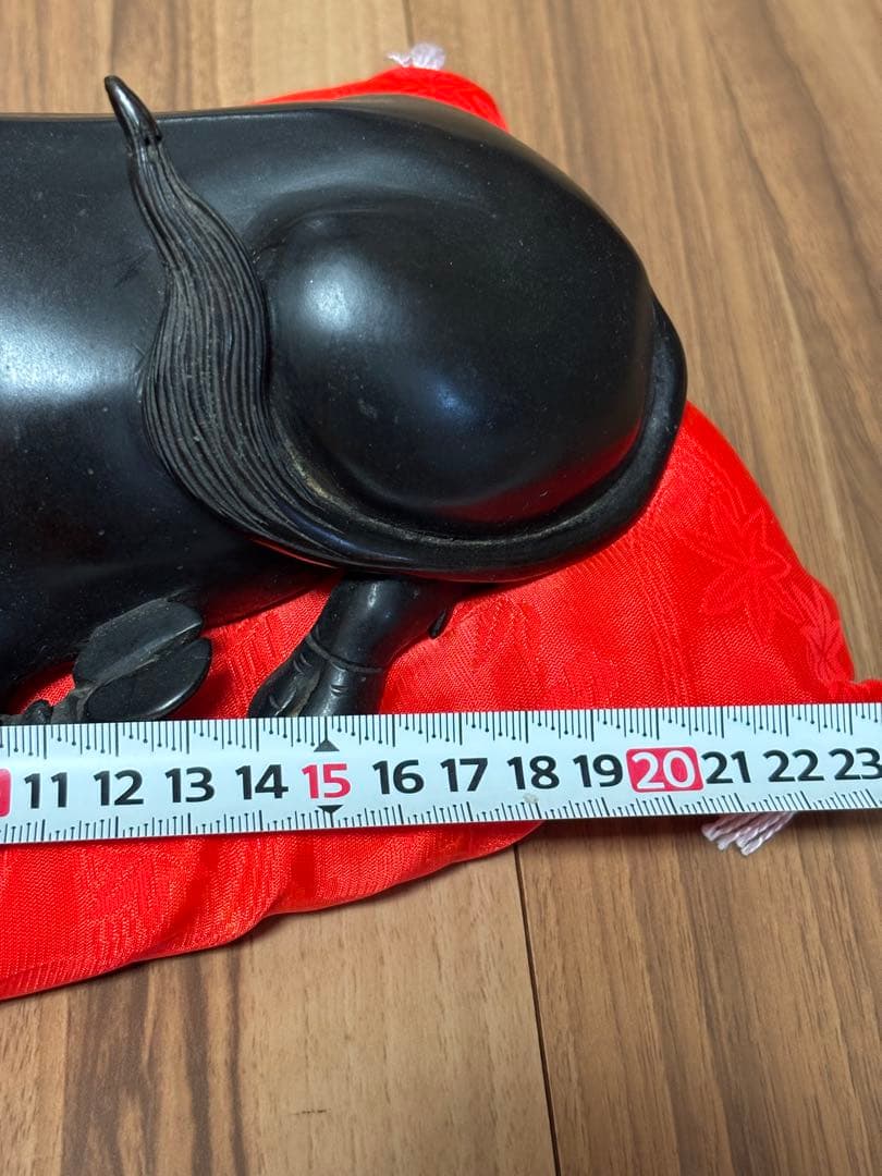 【特注品】臥牛 撫牛 置物 青銅製 座布団付き 約21cm 工芸品 丑年 記念品