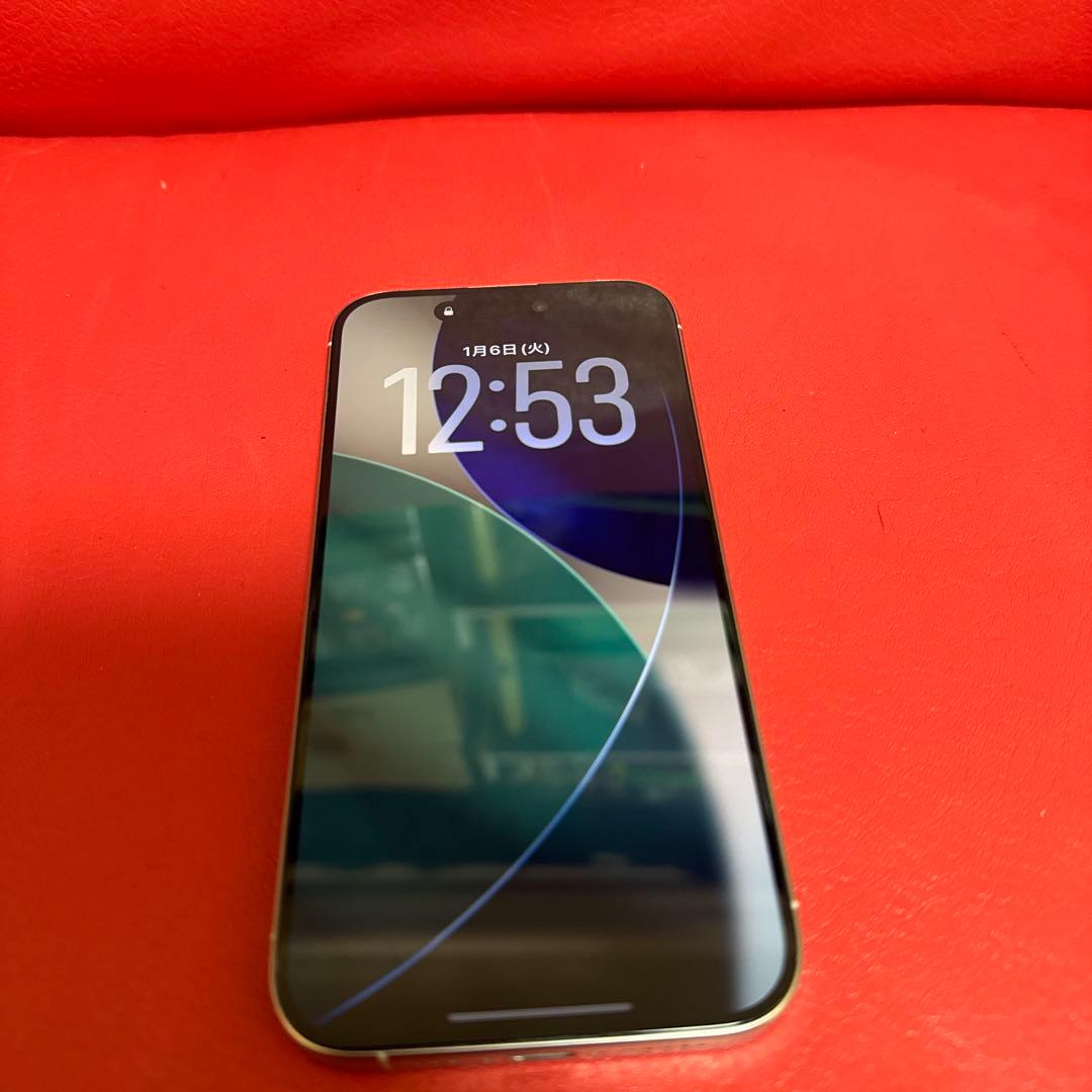 iPhone 15 Pro 256g お値下げ不可❣️