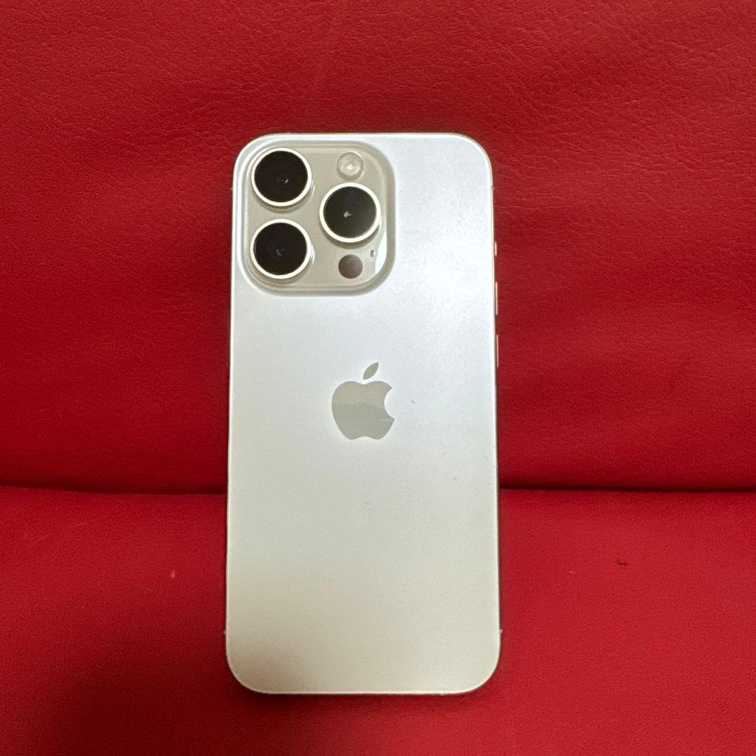 iPhone 15 Pro 256g お値下げ不可❣️