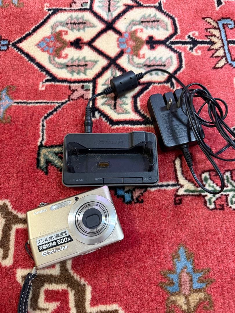 CASIO EXILIM コンパクトデジタルカメラEX-Z500