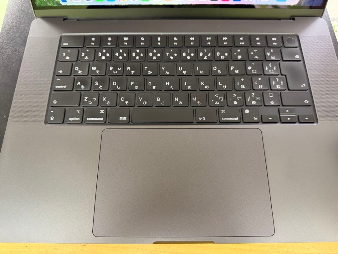 MacBook Pro M3 Pro 16インチ 18GB SSD 512GB