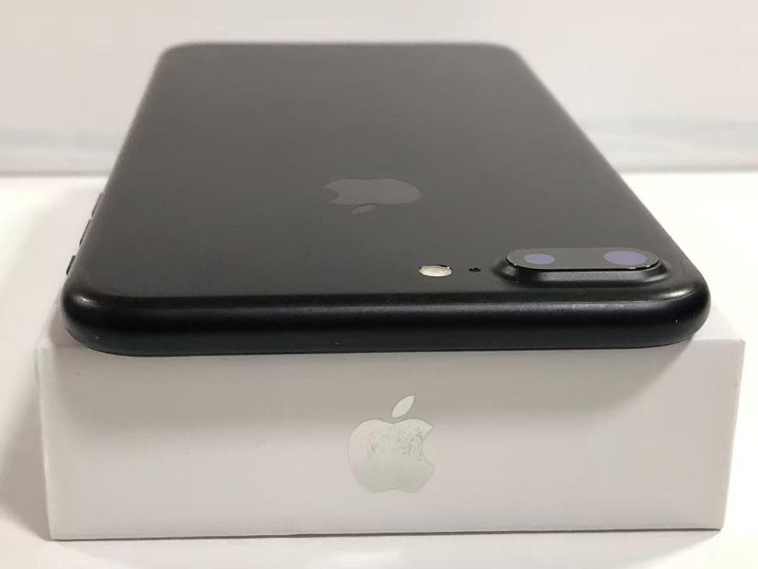 Apple iPhone 7 Plus 128GB au ジェットブラック