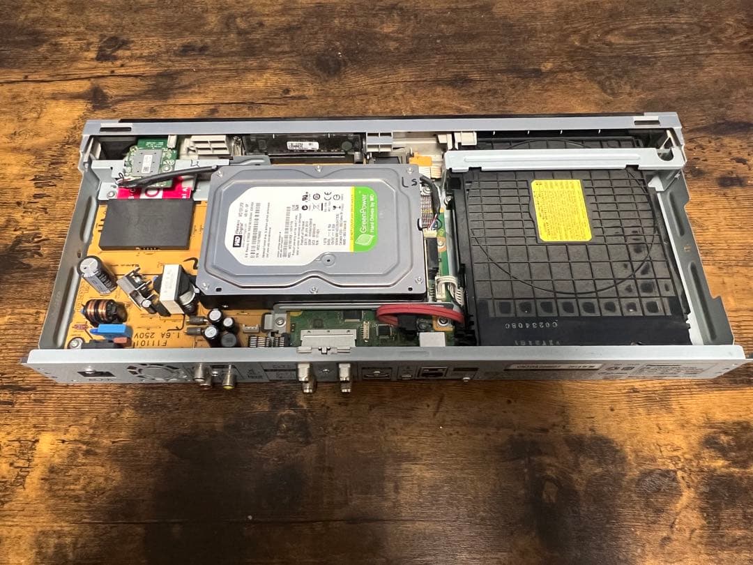 【美品】パナソニック ブルーレイレコーダー DMR-BWT650