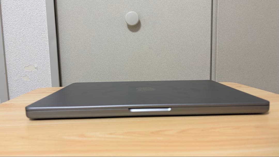 Apple MacBook Pro 14インチ M2 proスペースグレー