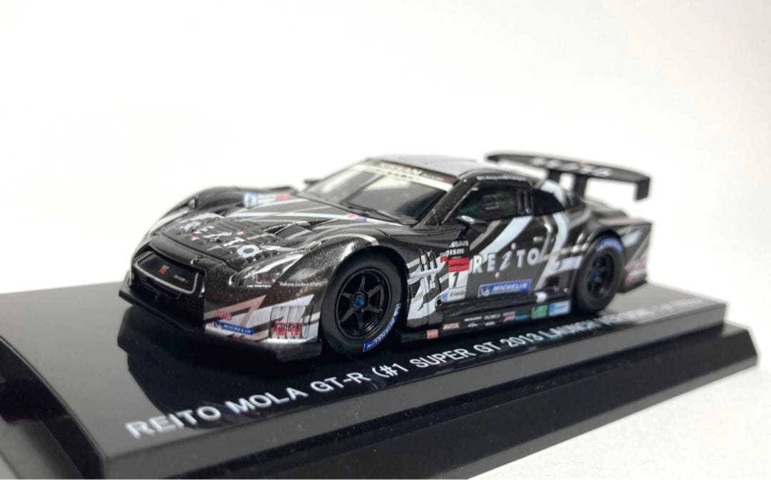 京商 1/64 SMC13 REITO MOLA GT-R LAUNCH R35