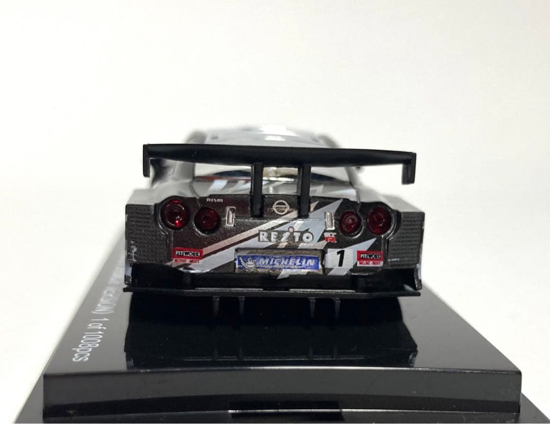 京商 1/64 SMC13 REITO MOLA GT-R LAUNCH R35