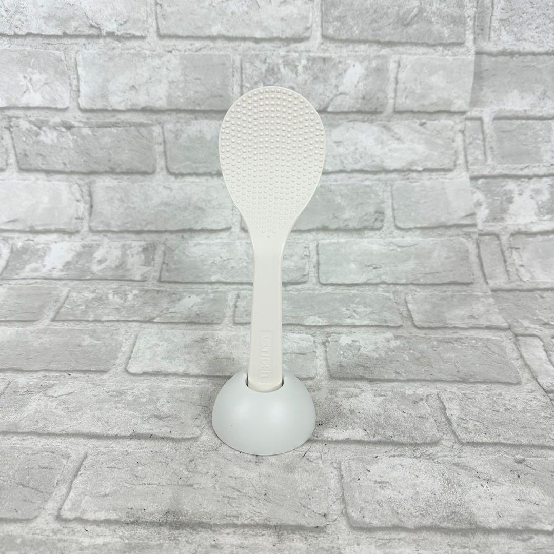 24年製 TIGER 炊飯器 JBH-G101 ホワイト