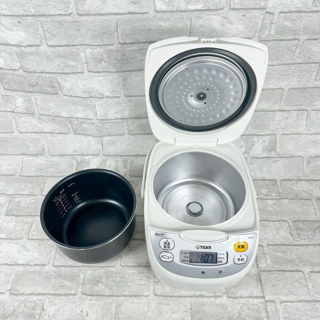 24年製 TIGER 炊飯器 JBH-G101 ホワイト