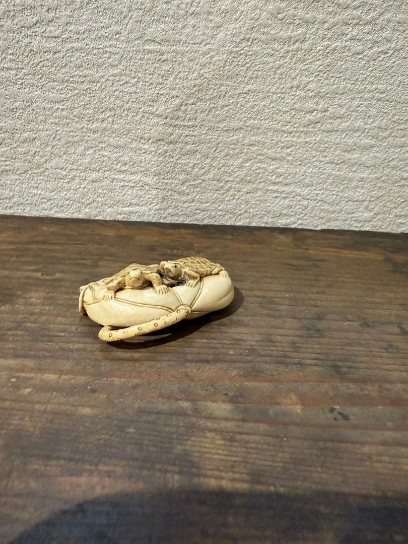 根付け　亀　蓮　象　牙
