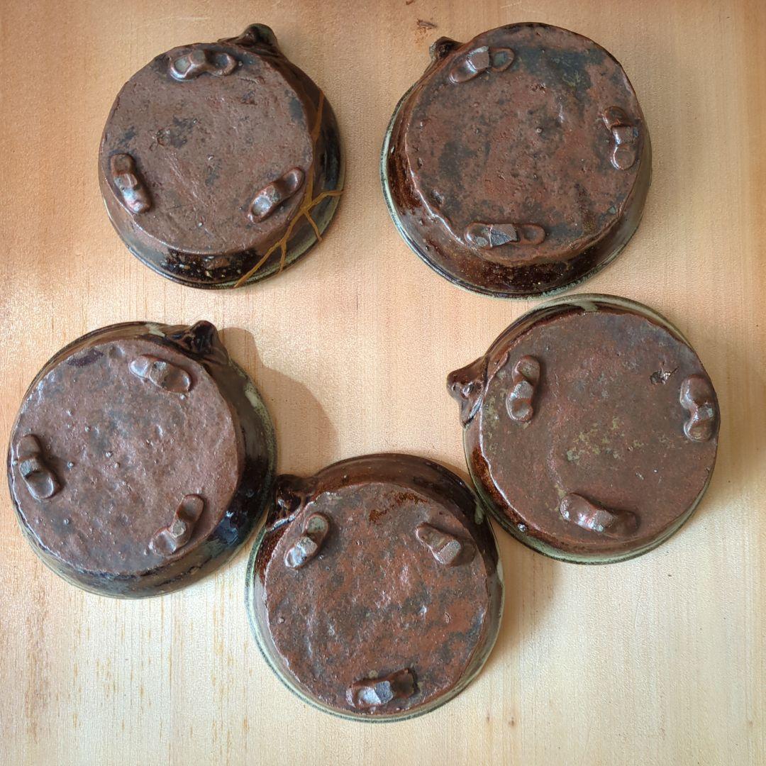 骨董　向付　三っ脚　片口　皿　器　波紋様　木箱　金継ぎ　懐石膳　5つ