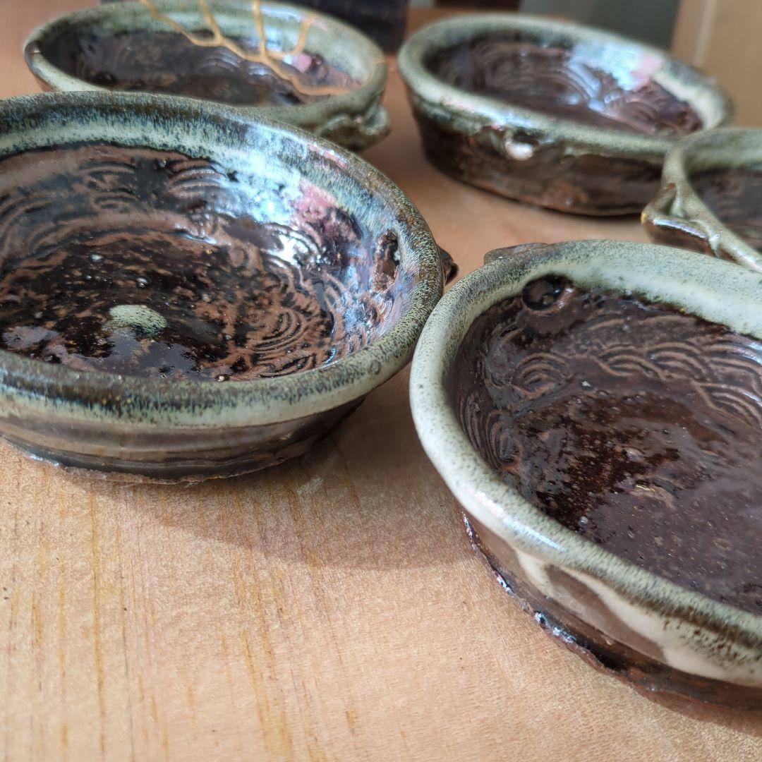 骨董　向付　三っ脚　片口　皿　器　波紋様　木箱　金継ぎ　懐石膳　5つ