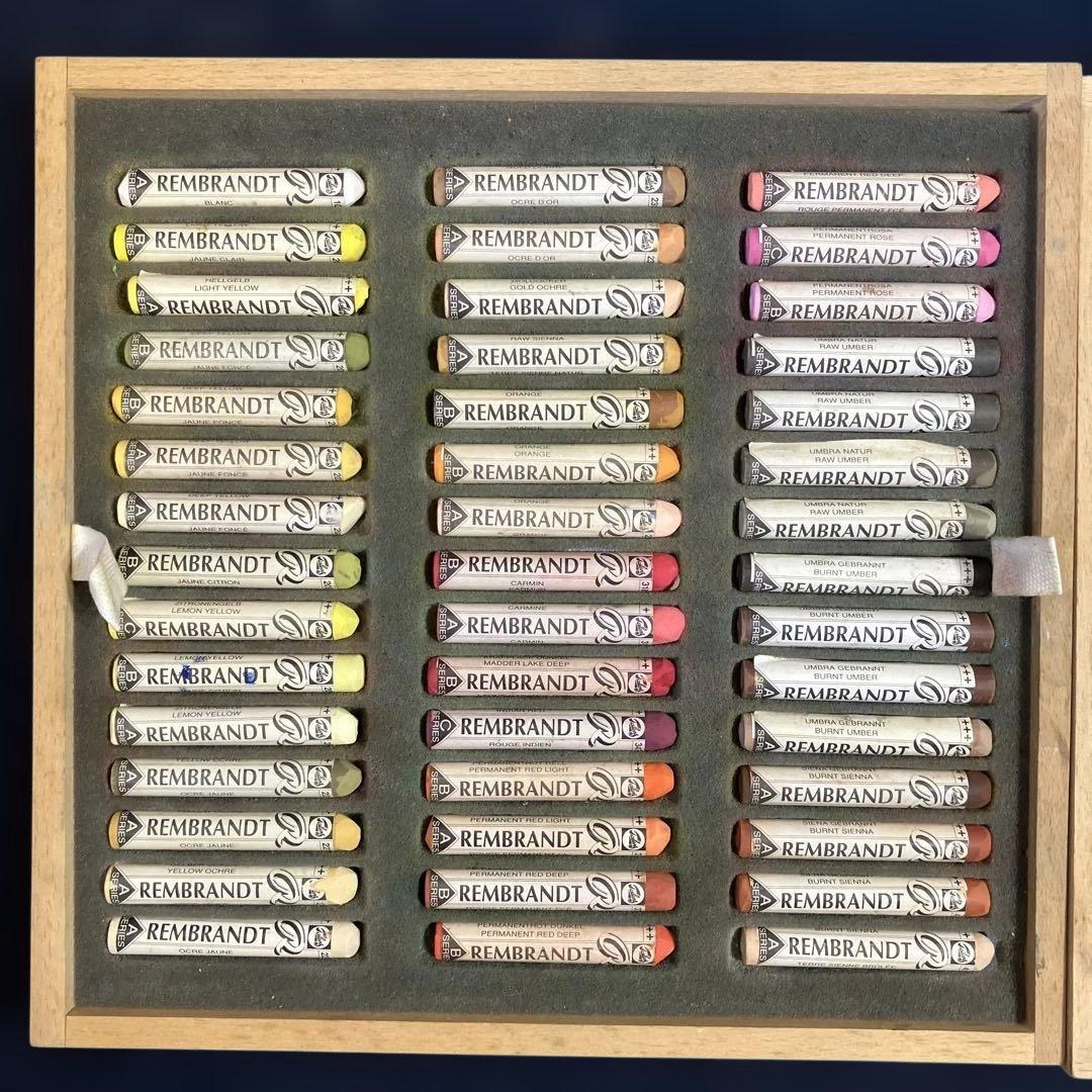 パステルレンブラントREMBRANDT soft pastels 90本使用品