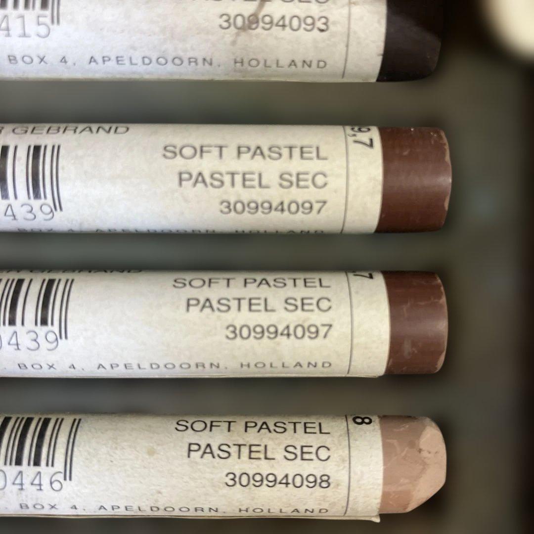 パステルレンブラントREMBRANDT soft pastels 90本使用品