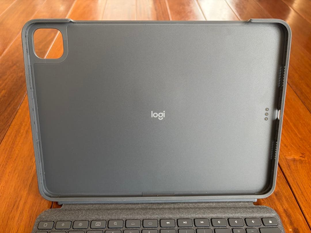 Logicool Combo Touch iPad Pro 11インチ用