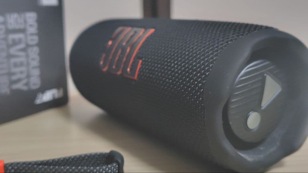 JBL Flip 7 ワイヤレススピーカー