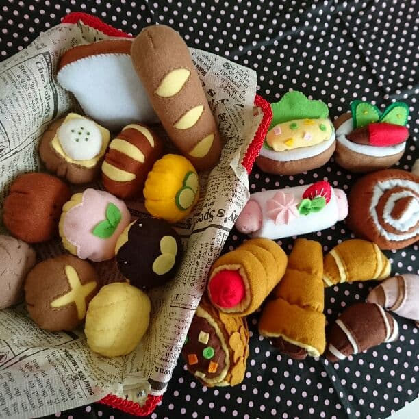 フェルトままごと☆パン ご注文受付ページ