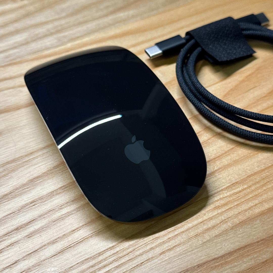 Apple Magic Mouse (USB-C) ブラック