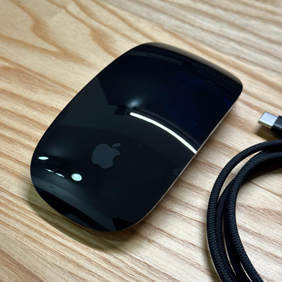 Apple Magic Mouse (USB-C) ブラック