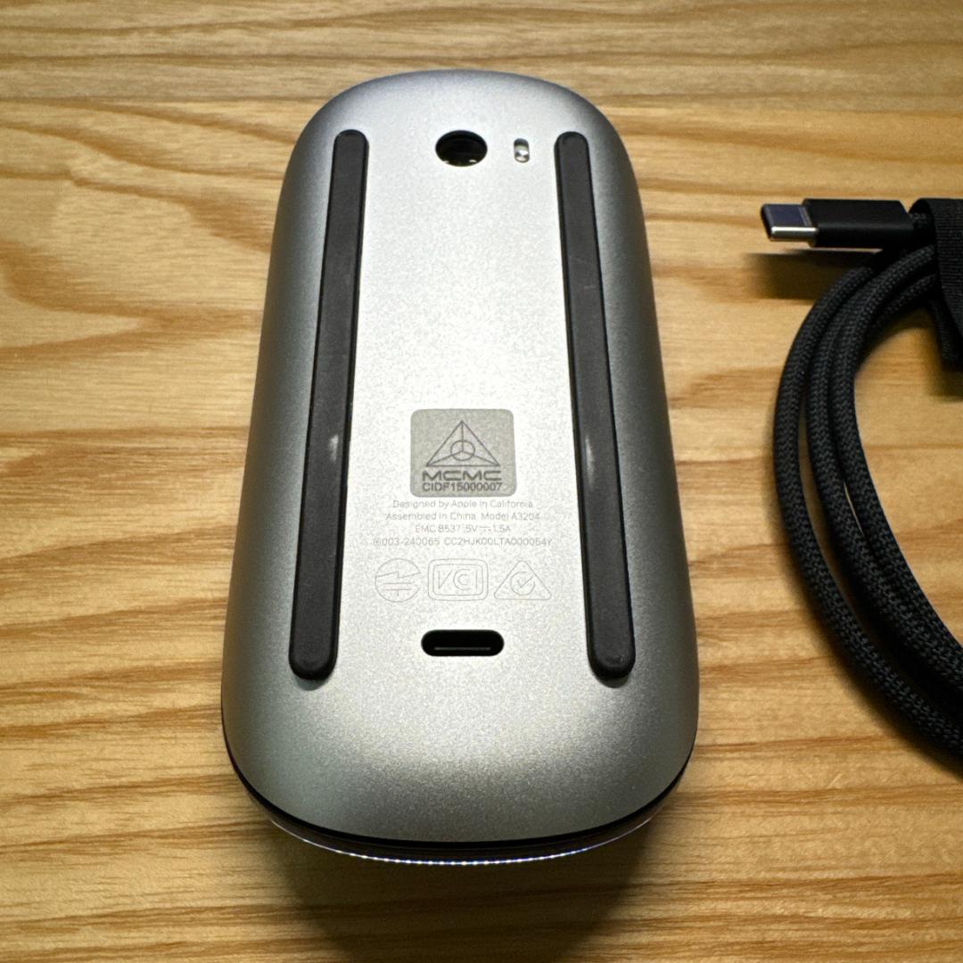Apple Magic Mouse (USB-C) ブラック