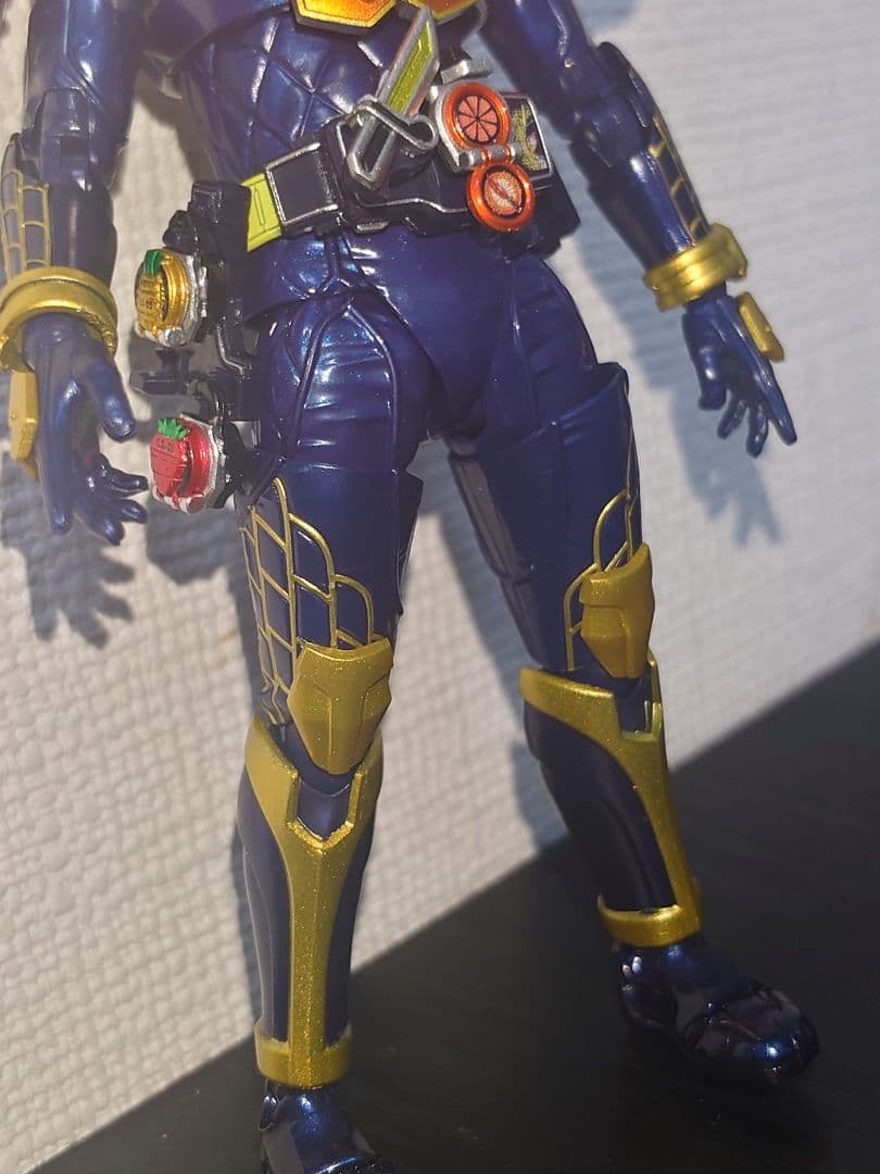 S.H.Figuarts 真骨彫製法　仮面ライダー鎧武　開封品