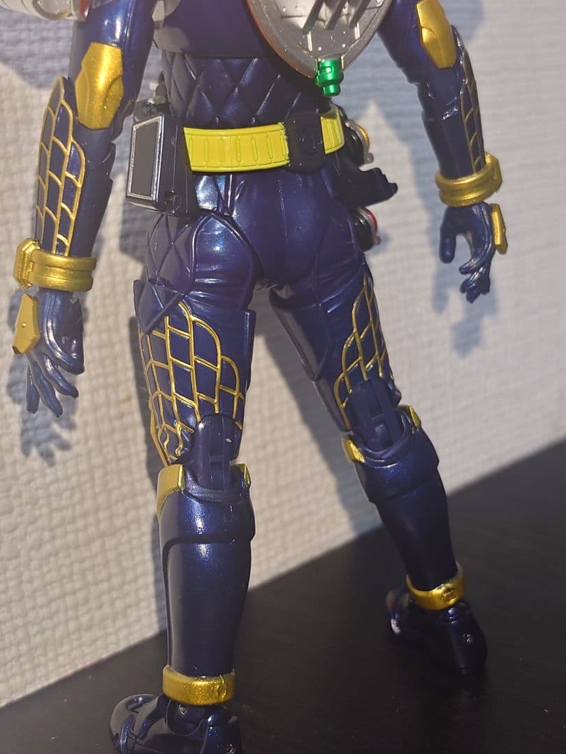 S.H.Figuarts 真骨彫製法　仮面ライダー鎧武　開封品