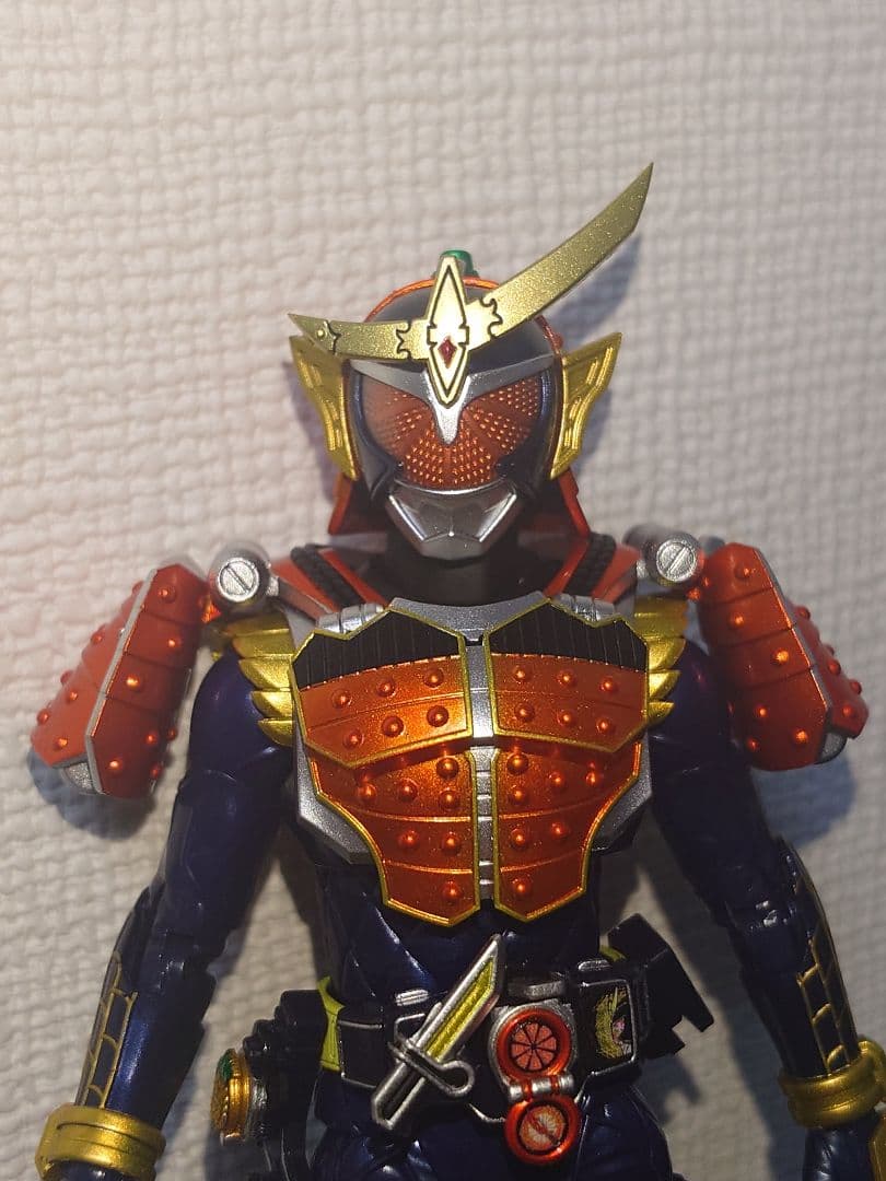 S.H.Figuarts 真骨彫製法　仮面ライダー鎧武　開封品