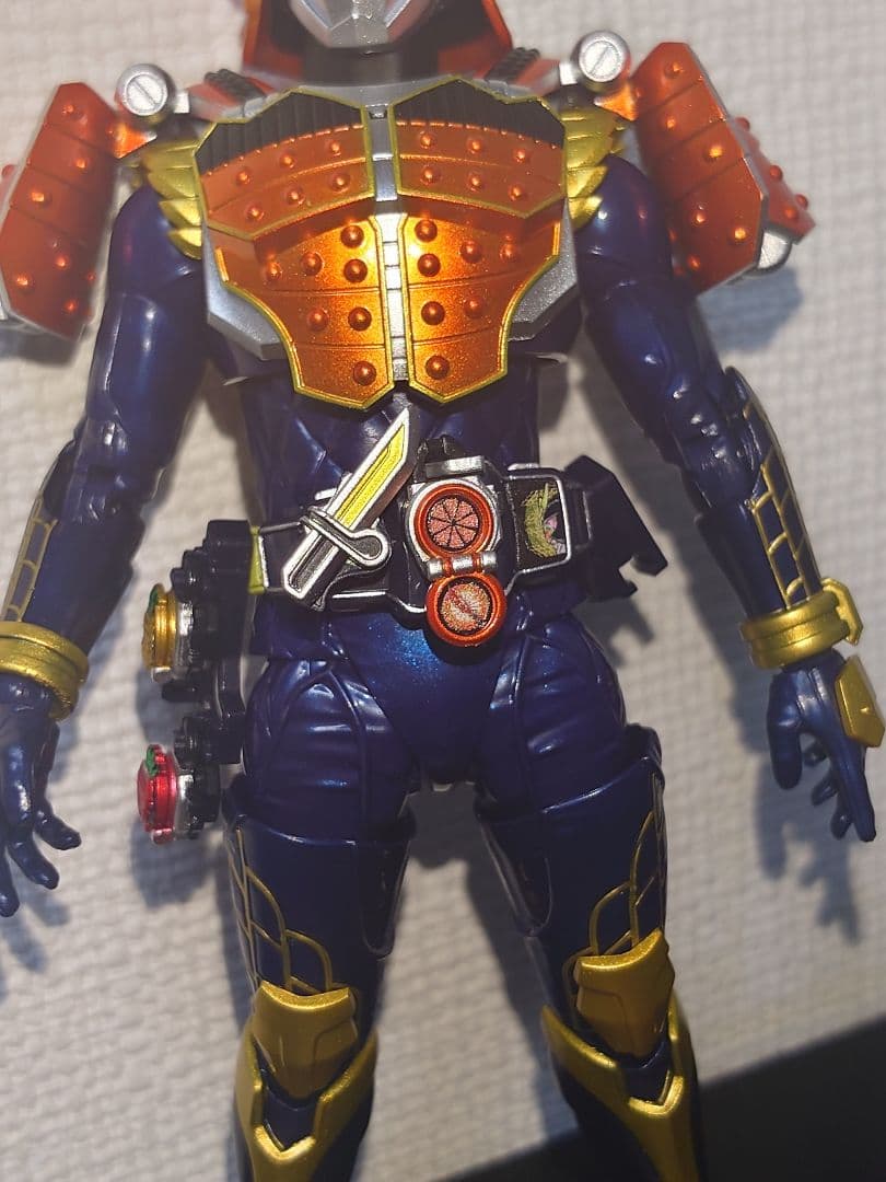 S.H.Figuarts 真骨彫製法　仮面ライダー鎧武　開封品