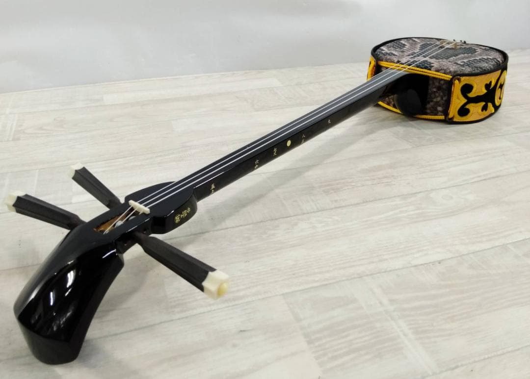 【極美品】三線 沖縄三線 工四合 付属品多数